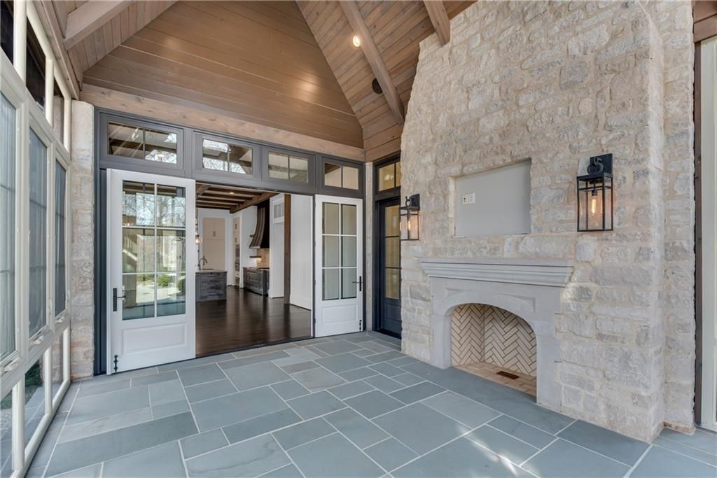 Stone Crafted Masterpiece T.S. Adams Studios Alluring Estate in Georgia Hits the Market at 6.85 Million 13