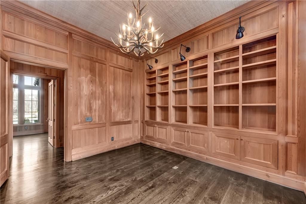 Stone Crafted Masterpiece T.S. Adams Studios Alluring Estate in Georgia Hits the Market at 6.85 Million 20