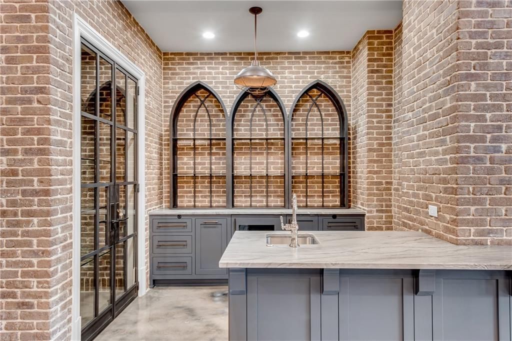 Stone Crafted Masterpiece T.S. Adams Studios Alluring Estate in Georgia Hits the Market at 6.85 Million 36