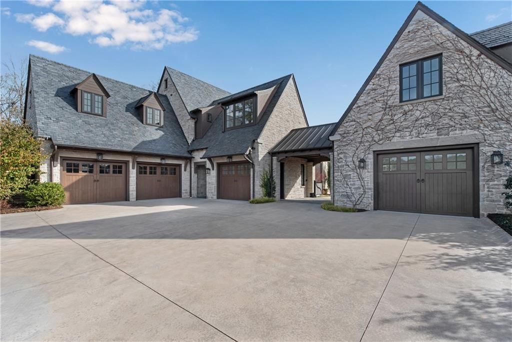 Stone Crafted Masterpiece T.S. Adams Studios Alluring Estate in Georgia Hits the Market at 6.85 Million 38