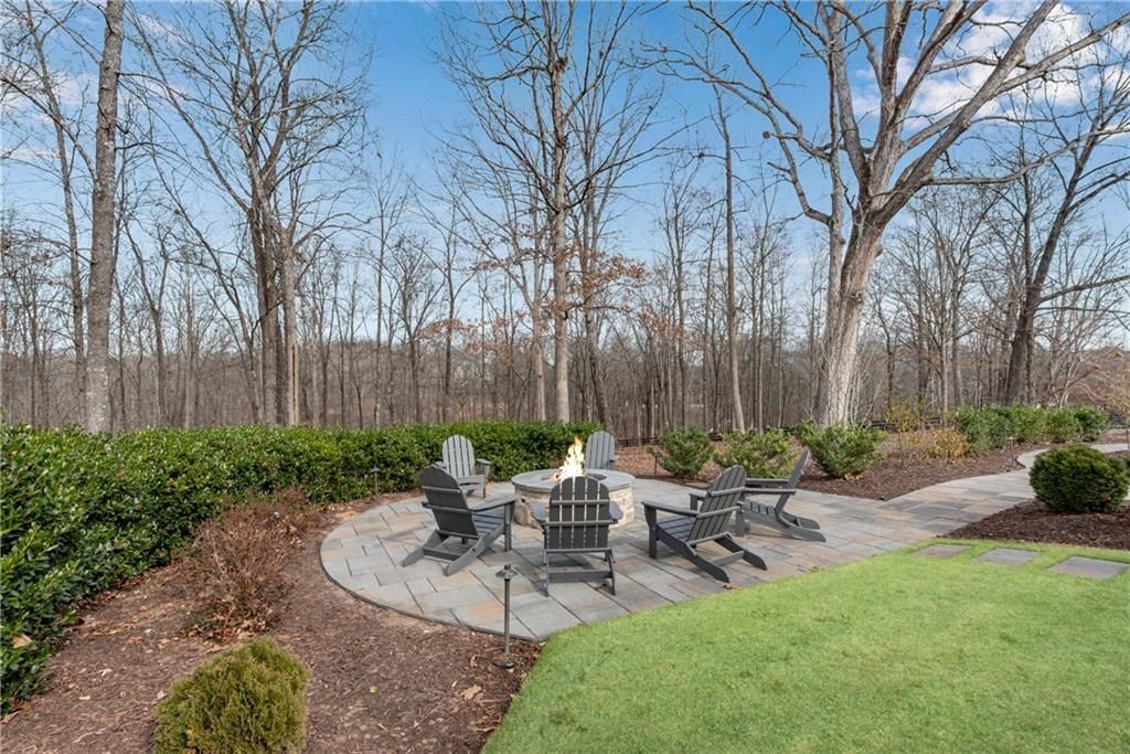 Stone Crafted Masterpiece T.S. Adams Studios Alluring Estate in Georgia Hits the Market at 6.85 Million 46