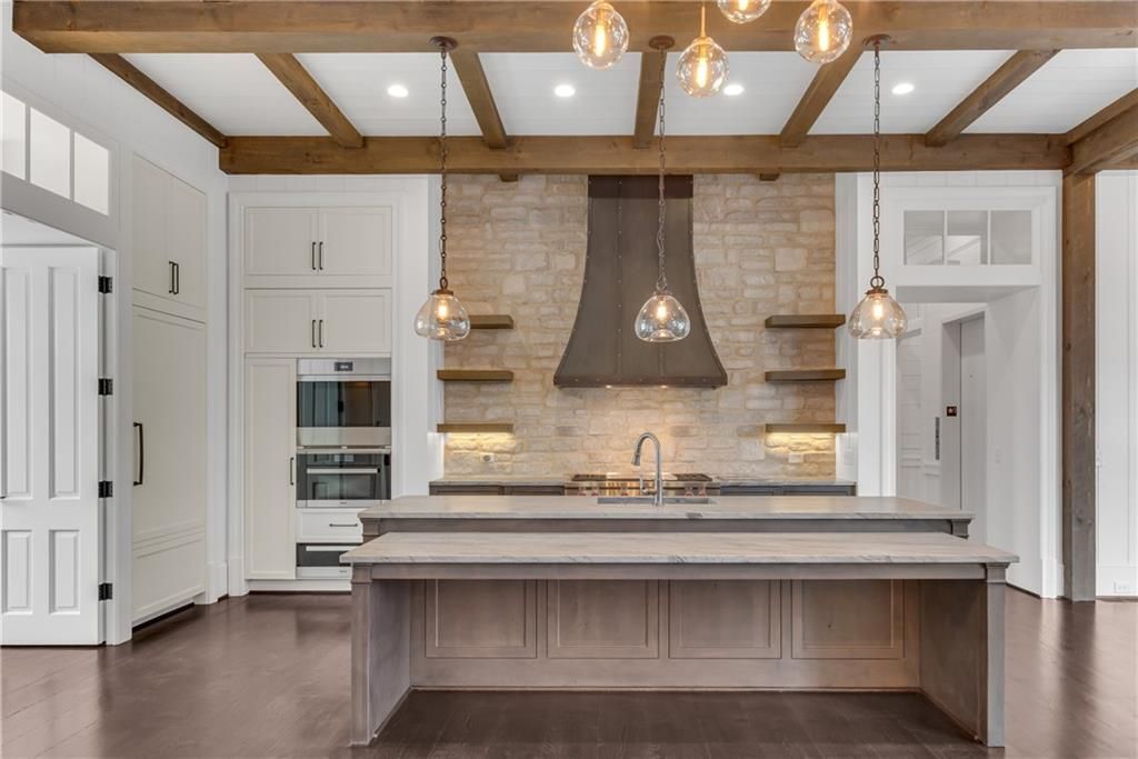Stone Crafted Masterpiece T.S. Adams Studios Alluring Estate in Georgia Hits the Market at 6.85 Million 8
