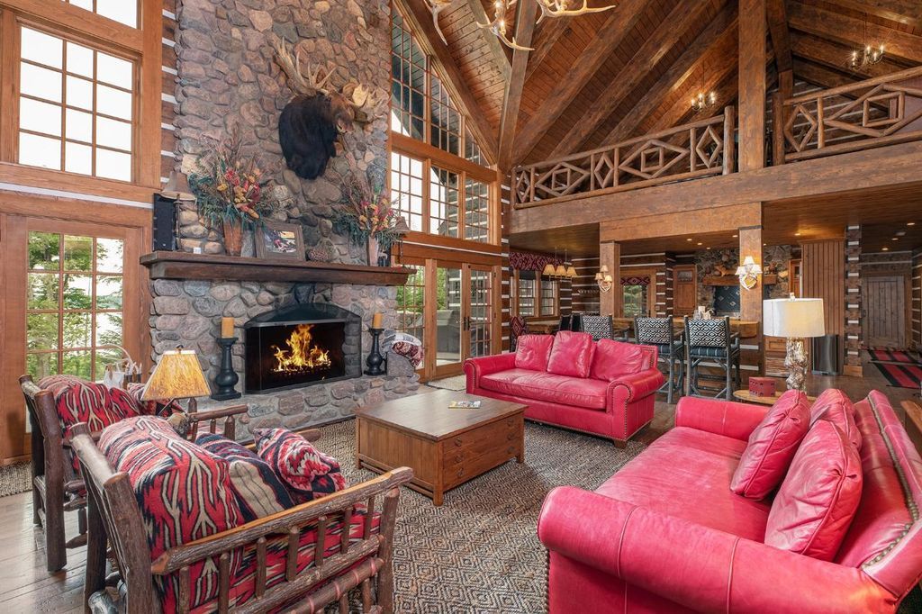 The Magnificent Cisco Chain Estate in East Bay Lake Michigan Offered at 2.55 Million 12