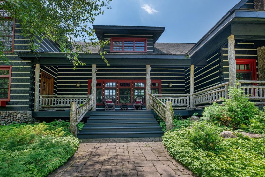 The Magnificent Cisco Chain Estate in East Bay Lake Michigan Offered at 2.55 Million 29