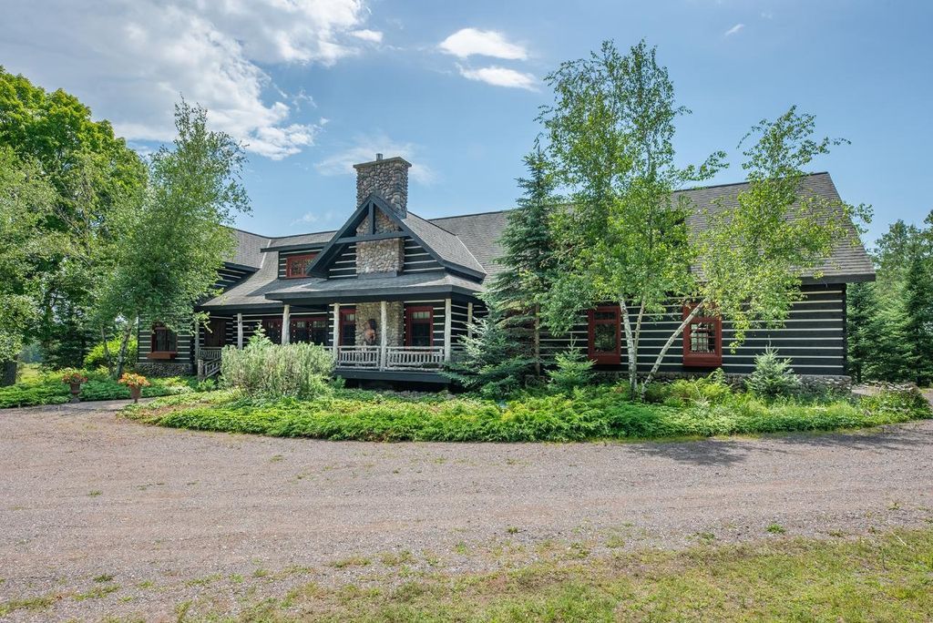 The Magnificent Cisco Chain Estate in East Bay Lake Michigan Offered at 2.55 Million 30