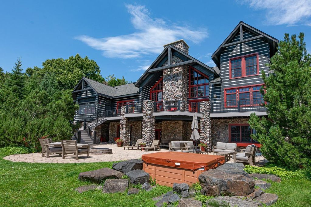 The Magnificent Cisco Chain Estate in East Bay Lake Michigan Offered at 2.55 Million 35