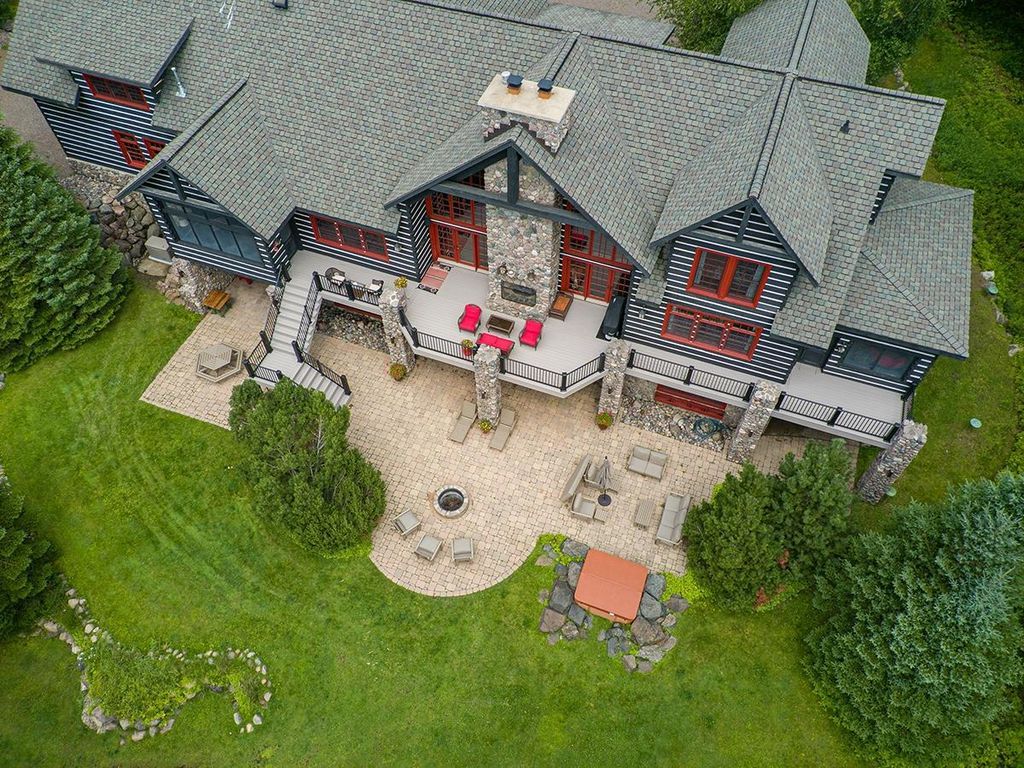 The Magnificent Cisco Chain Estate in East Bay Lake Michigan Offered at 2.55 Million 36