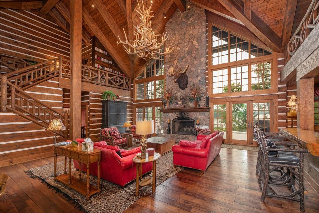The Magnificent Cisco Chain Estate in East Bay Lake Michigan Offered at 2.55 Million 4
