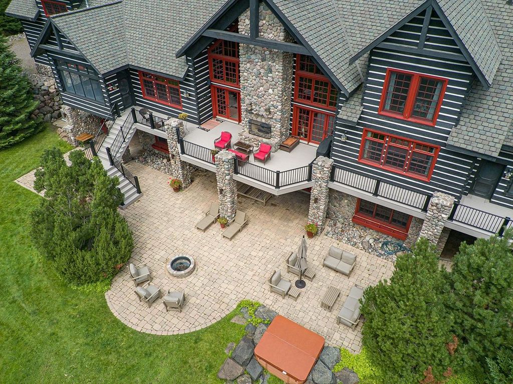 The Magnificent Cisco Chain Estate in East Bay Lake Michigan Offered at 2.55 Million 42