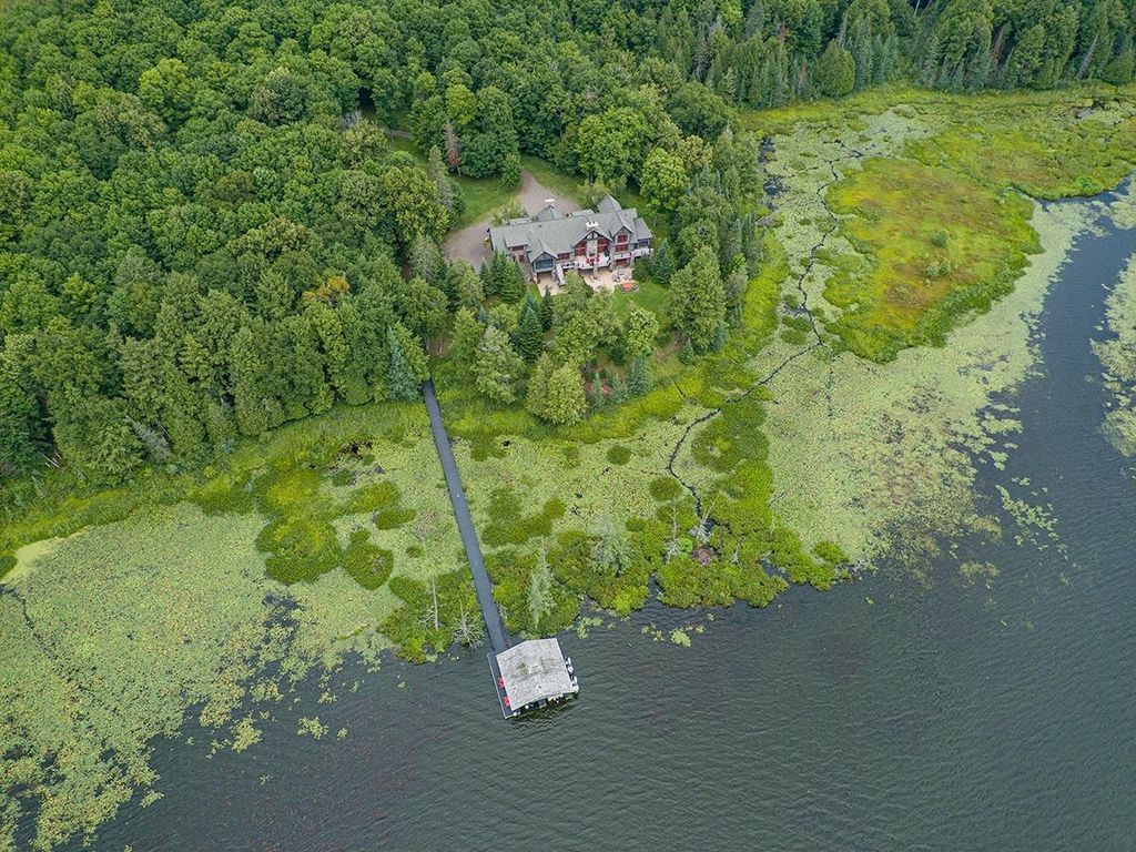 The Magnificent Cisco Chain Estate in East Bay Lake Michigan Offered at 2.55 Million 44
