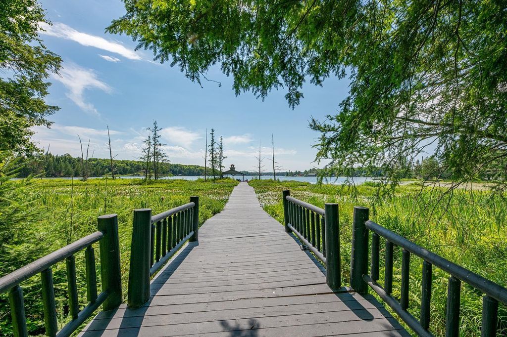 The Magnificent Cisco Chain Estate in East Bay Lake Michigan Offered at 2.55 Million 46