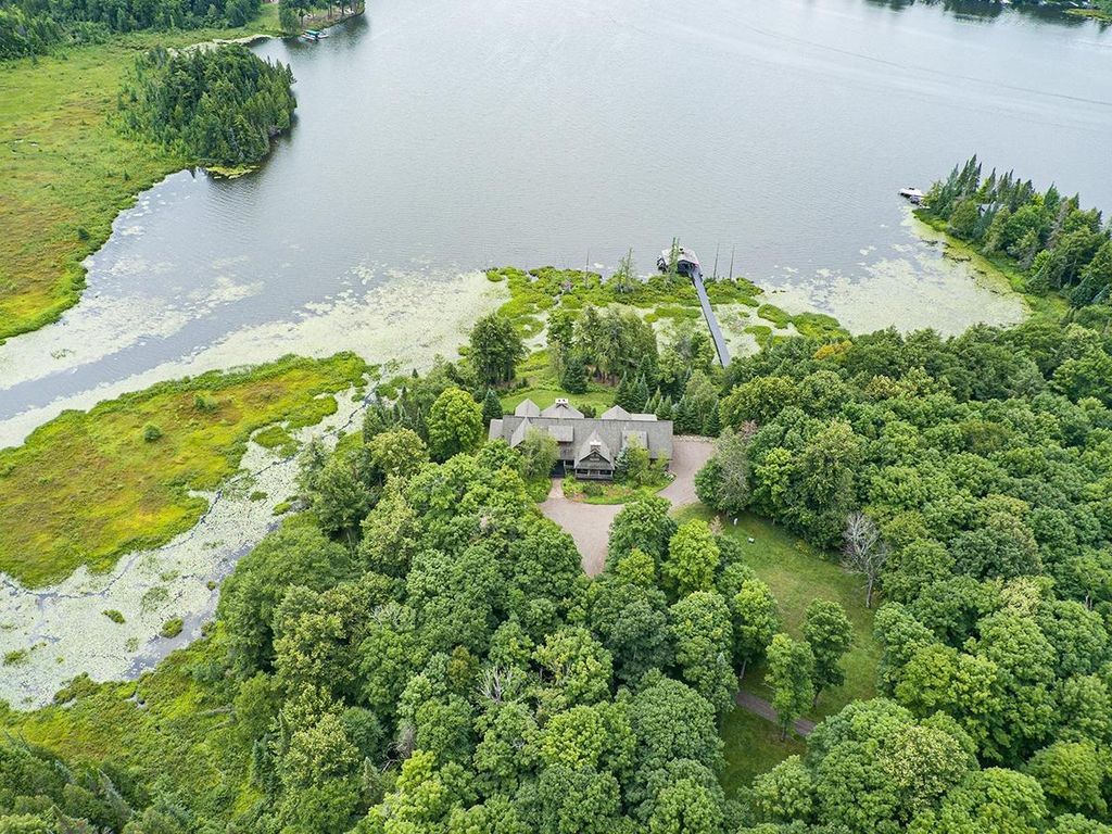 The Magnificent Cisco Chain Estate in East Bay Lake Michigan Offered at 2.55 Million 49