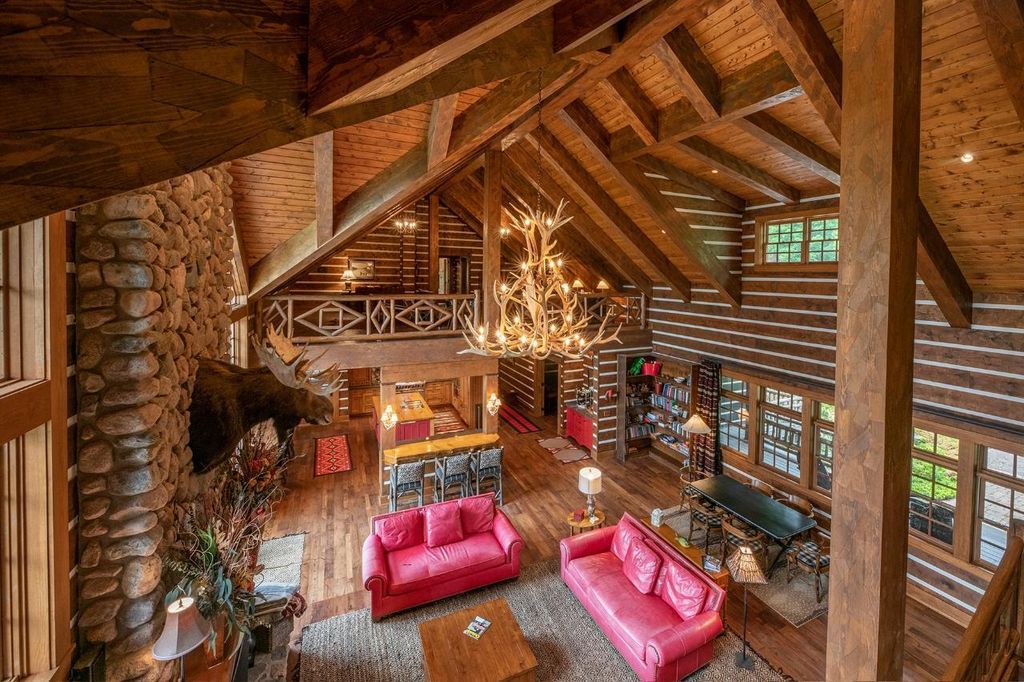 The Magnificent Cisco Chain Estate in East Bay Lake Michigan Offered at 2.55 Million 5