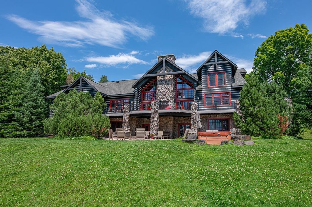 The Magnificent Cisco Chain Estate in East Bay Lake Michigan Offered at 2.55 Million 51