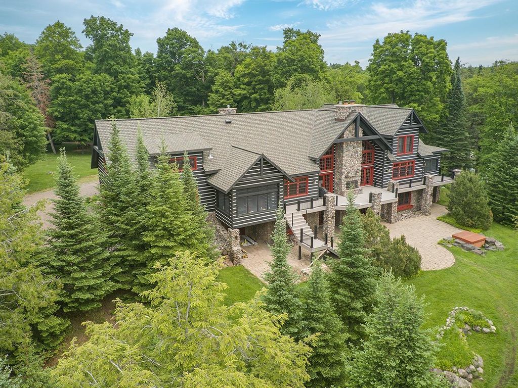 The Magnificent Cisco Chain Estate in East Bay Lake Michigan Offered at 2.55 Million 56