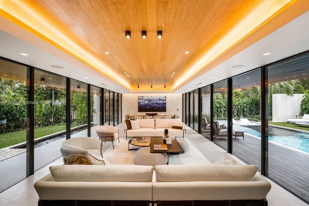 Discover the epitome of tropical luxury living at the Sir Crawford residence in Miami, perfectly situated near top schools and Grove amenities.