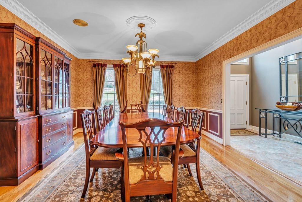 Visionary Architectural Marvel in Tennessee A Home Hits the Market at 2.6 Million 10