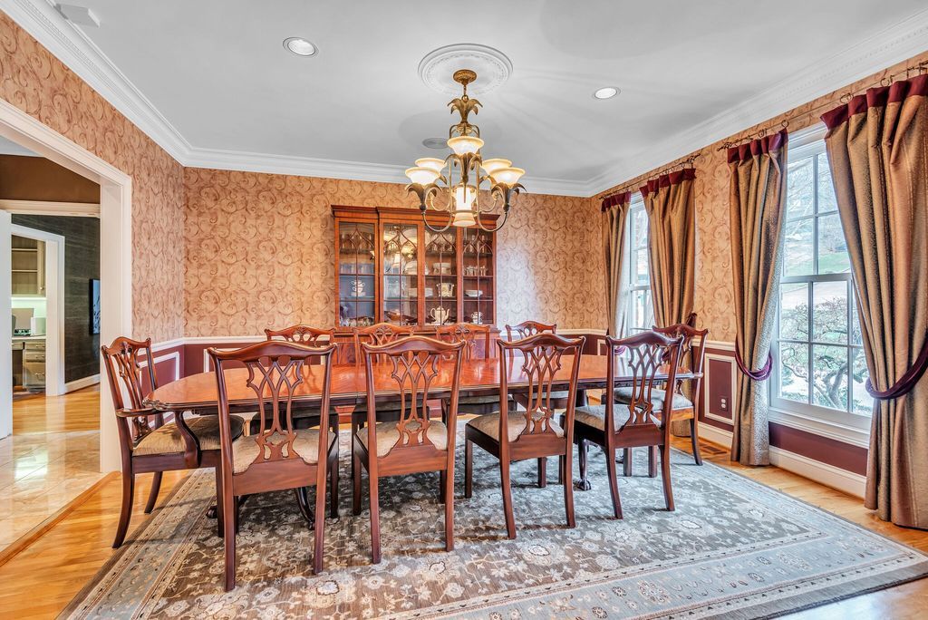 Visionary Architectural Marvel in Tennessee A Home Hits the Market at 2.6 Million 11