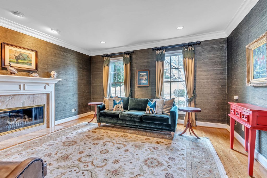 Visionary Architectural Marvel in Tennessee A Home Hits the Market at 2.6 Million 14