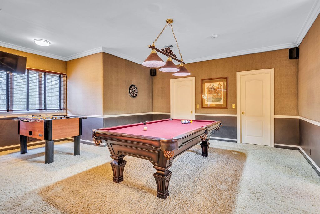 Visionary Architectural Marvel in Tennessee A Home Hits the Market at 2.6 Million 38