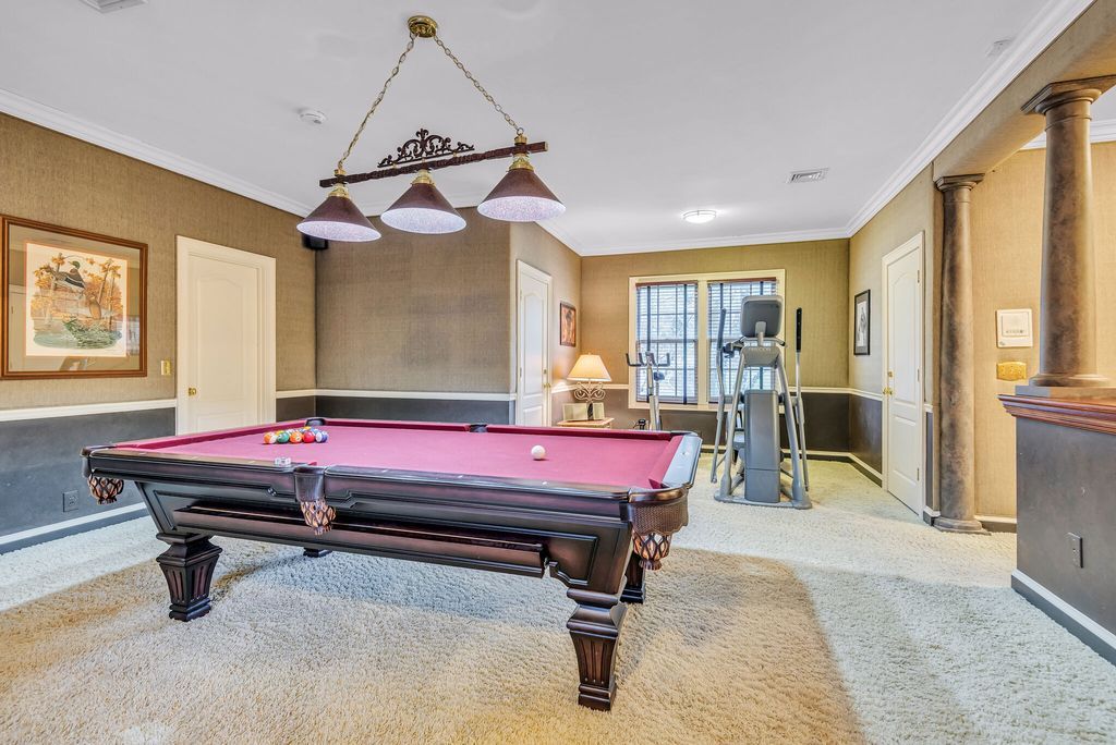 Visionary Architectural Marvel in Tennessee A Home Hits the Market at 2.6 Million 39