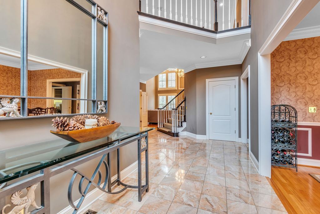 Visionary Architectural Marvel in Tennessee A Home Hits the Market at 2.6 Million 9