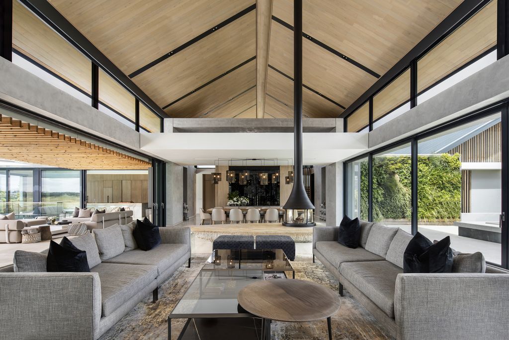Winelands Villa Contemporary Oasis in South Africa by ARRCC 19