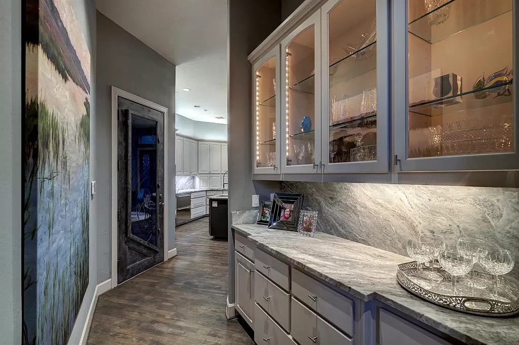10 Hudson Cir Houston TX 77024 7