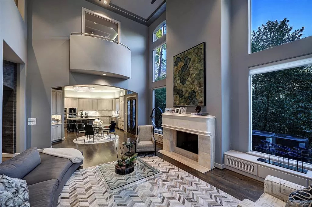 10 Hudson Cir Houston TX 77024 9