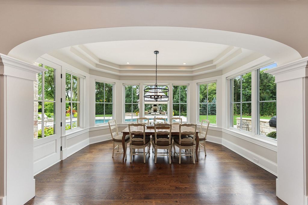 208 East 8th Street Home in Hinsdale, Illinois. Step into luxury living at this bespoke Southeast Hinsdale estate, boasting unparalleled refinement and world-class amenities. From the awe-inspiring exterior to the meticulously designed interiors, this property offers sophisticated elegance at every turn.