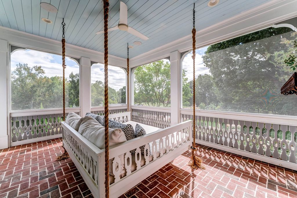 2860 Arbor Hill Road Home in Canton, Georgia. Situated on 40 acres of picturesque Southeast Canton countryside, Dara Hill Farm is a breathtaking 2019-built farmhouse estate that offers an unparalleled living experience. 