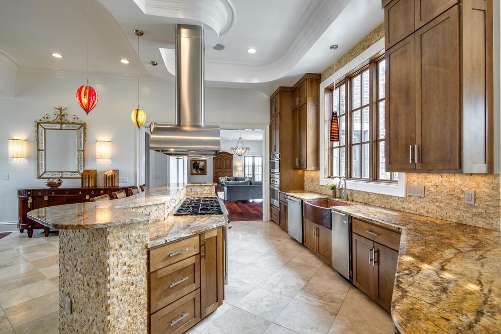 This stunning 20-acre gated estate is in the coveted and bucolic community of Leiper’s Fork in Williamson County. The grand entry features soaring 23-foot ceilings, marble floors and double sweeping staircases. It’s high drama teamed with luxurious beauty. The home has four bedrooms, six full and three half-baths. 3320 Southall Rd, Franklin, TN.