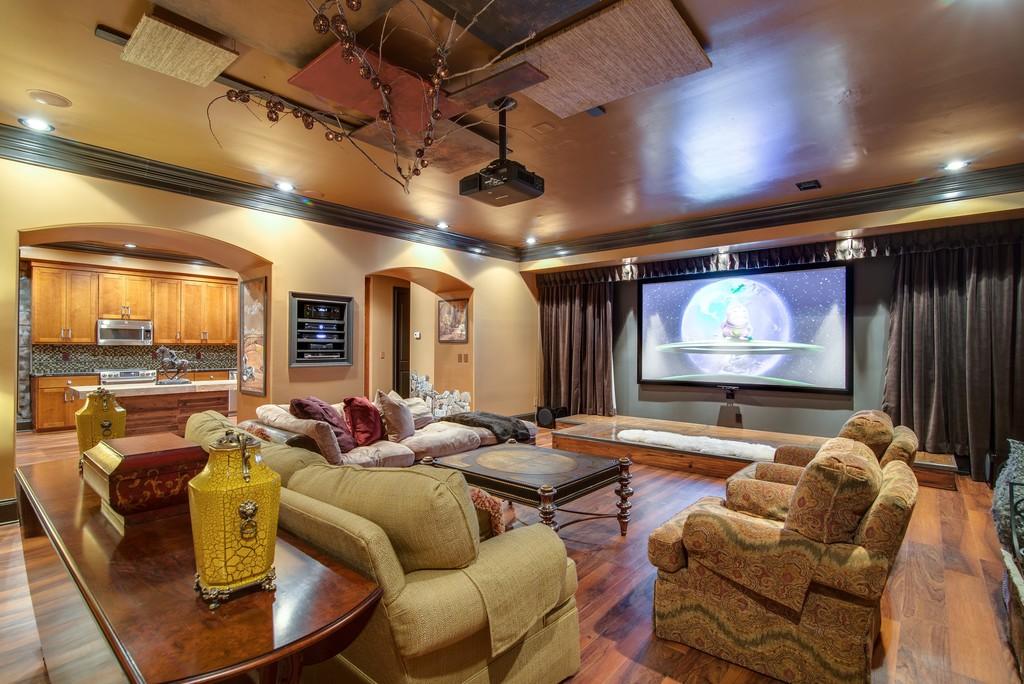 This stunning 20-acre gated estate is in the coveted and bucolic community of Leiper’s Fork in Williamson County. The grand entry features soaring 23-foot ceilings, marble floors and double sweeping staircases. It’s high drama teamed with luxurious beauty. The home has four bedrooms, six full and three half-baths. 3320 Southall Rd, Franklin, TN.