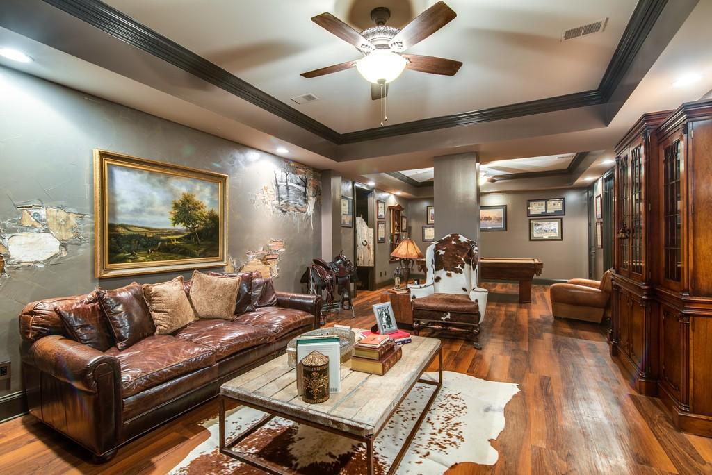 This stunning 20-acre gated estate is in the coveted and bucolic community of Leiper’s Fork in Williamson County. The grand entry features soaring 23-foot ceilings, marble floors and double sweeping staircases. It’s high drama teamed with luxurious beauty. The home has four bedrooms, six full and three half-baths. 3320 Southall Rd, Franklin, TN.