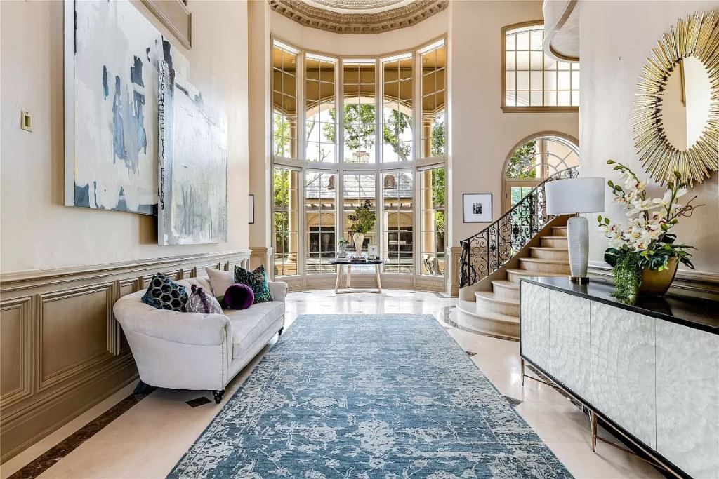 Uncover Unparalleled Luxury: Hidden Jewel House in Dallas Priced at $7.49M
