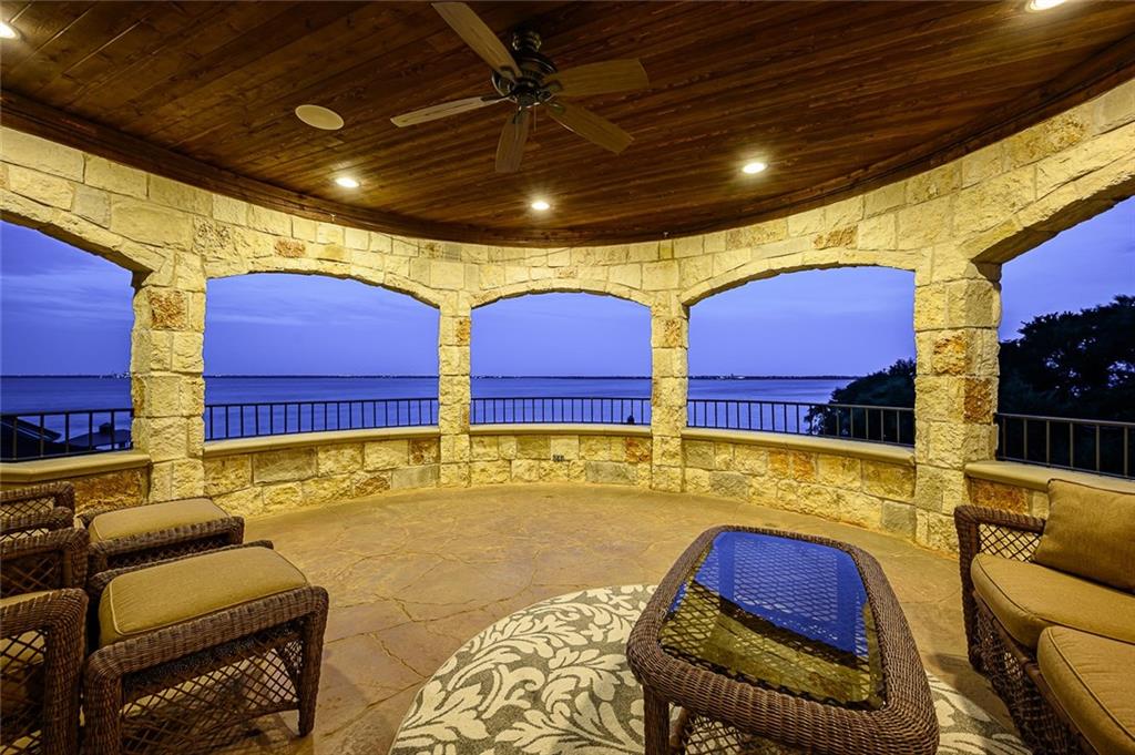 916 Cedar Shores Drive Home in Heath, Texas. Explore the epitome of luxury at Sunset Shores, a stunning estate situated on a picturesque 1.5-acre waterfront lot on Lake Ray Hubbard.