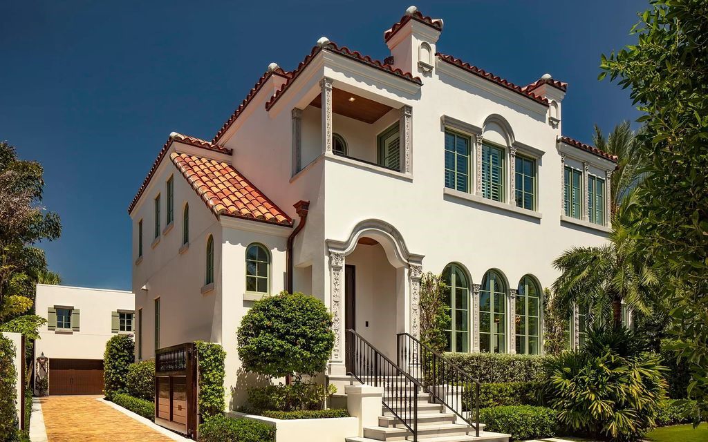 Discover luxury living at 323 Chilean Avenue, an impeccably re-imagined masterpiece in the tranquil heart of Palm Beach Town.