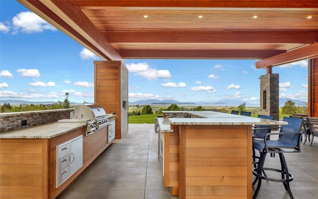 A Contemporary Masterpiece with Breathtaking Bay and Islands Panoramas Priced at 6.495 Million in Washington 25