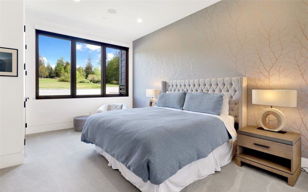 A Contemporary Masterpiece with Breathtaking Bay and Islands Panoramas Priced at 6.495 Million in Washington 35