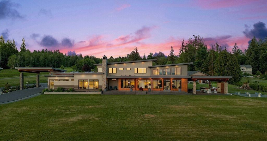 A Contemporary Masterpiece with Breathtaking Bay and Islands Panoramas Priced at 6.495 Million in Washington 39