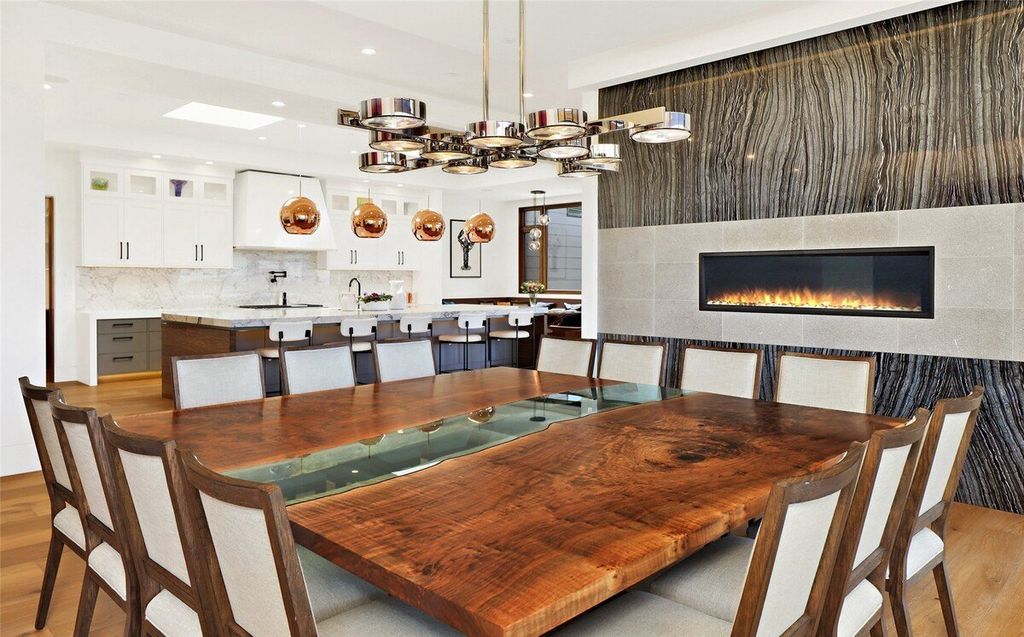 A Contemporary Masterpiece with Breathtaking Bay and Islands Panoramas Priced at 6.495 Million in Washington 4