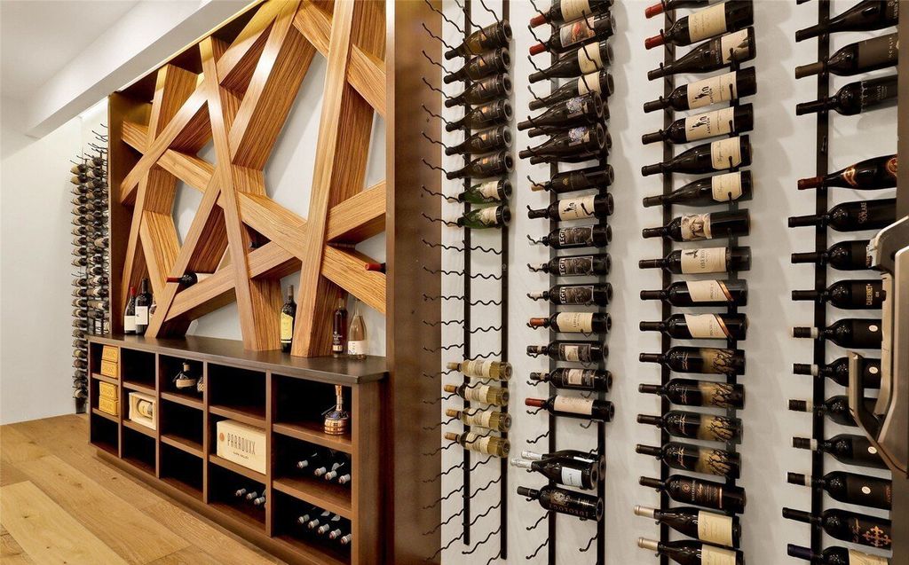 A Contemporary Masterpiece with Breathtaking Bay and Islands Panoramas Priced at 6.495 Million in Washington 6