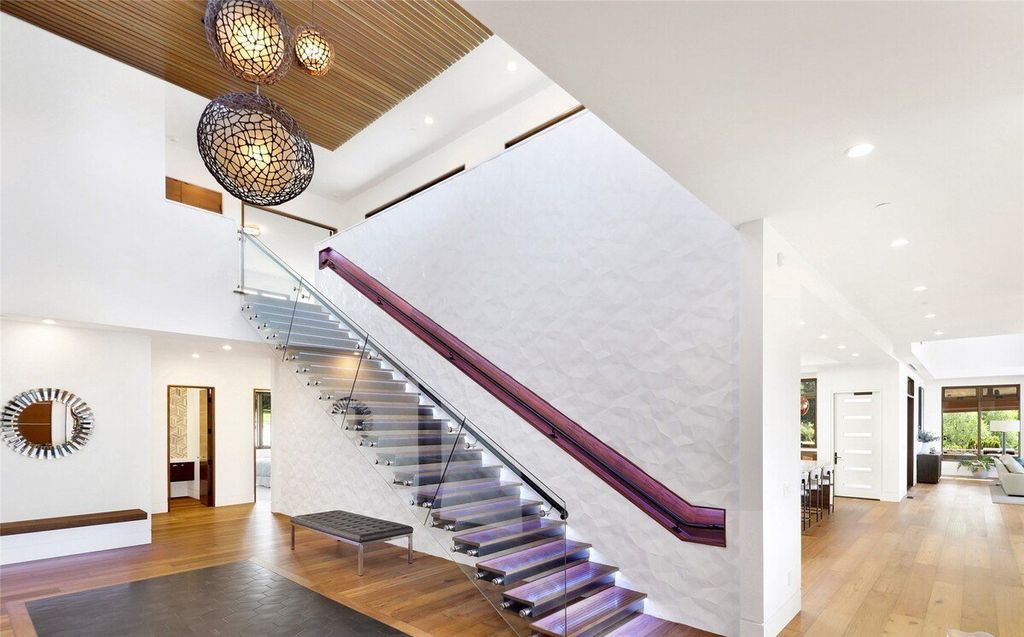 A Contemporary Masterpiece with Breathtaking Bay and Islands Panoramas Priced at 6.495 Million in Washington 9