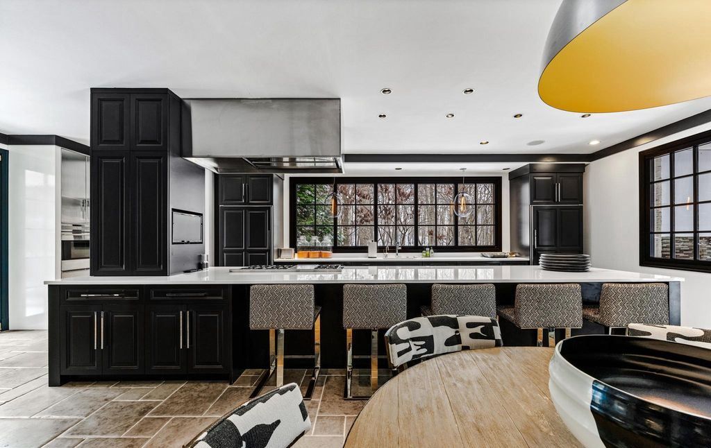 A Maryland Masterpiece Custom Home Hits the Market at 2.295 Million 14