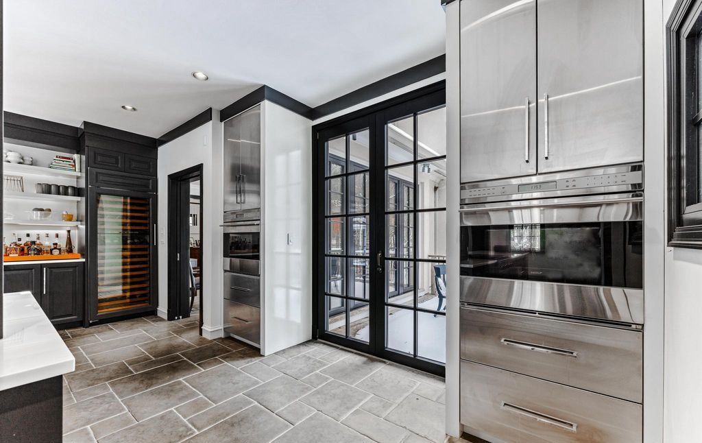 A Maryland Masterpiece Custom Home Hits the Market at 2.295 Million 15