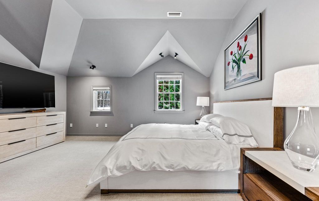 A Maryland Masterpiece Custom Home Hits the Market at 2.295 Million 44