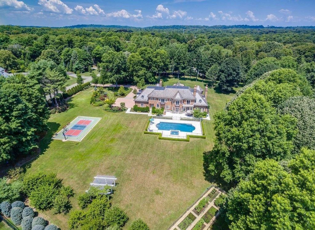 Custom Built Masterpiece by Napoleon Development A Luxurious New York Residence Offered at 7.3 Million 3