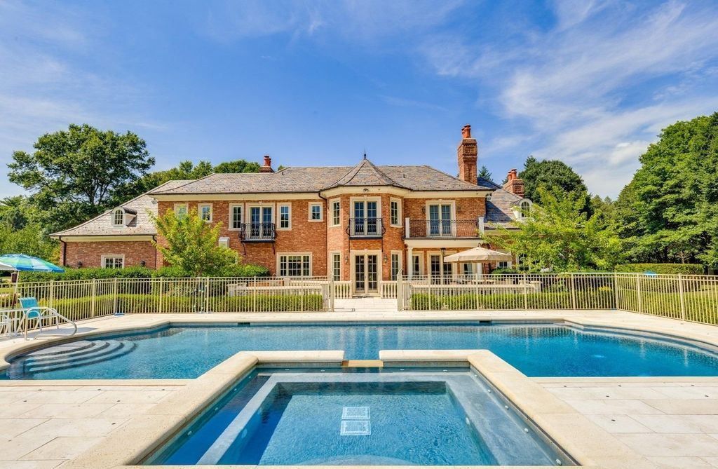 Custom Built Masterpiece by Napoleon Development A Luxurious New York Residence Offered at 7.3 Million 30