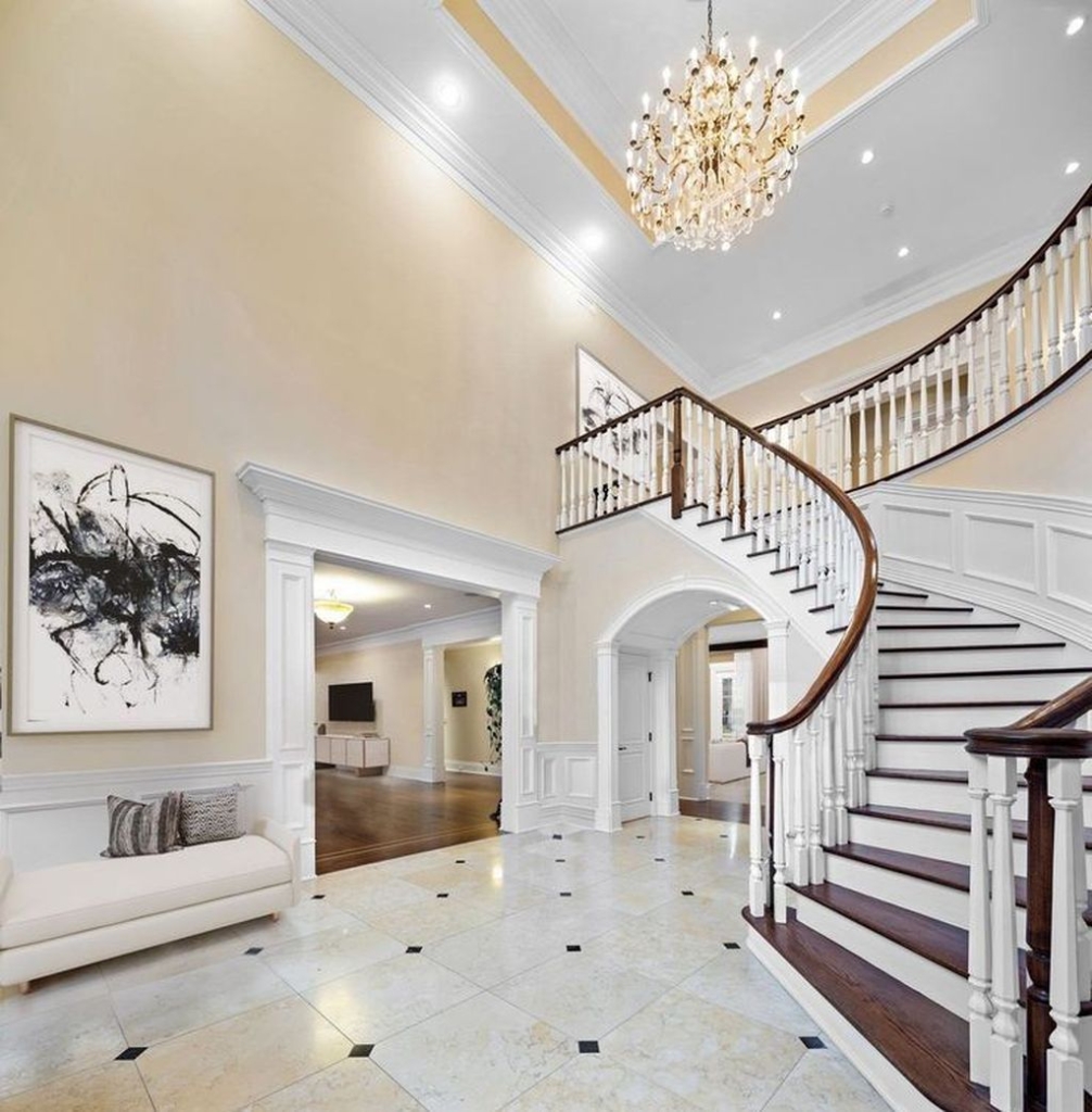 Custom Built Masterpiece by Napoleon Development A Luxurious New York Residence Offered at 7.3 Million 6