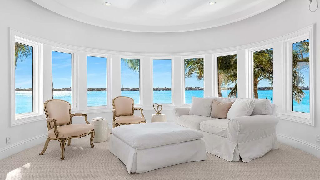 Discover an unparalleled opportunity in South Florida with this magnificent estate boasting nearly 4 acres of prime coastline, featuring 350 feet of direct Intracoastal waterfrontage and an additional 350 feet of direct oceanfrontage.